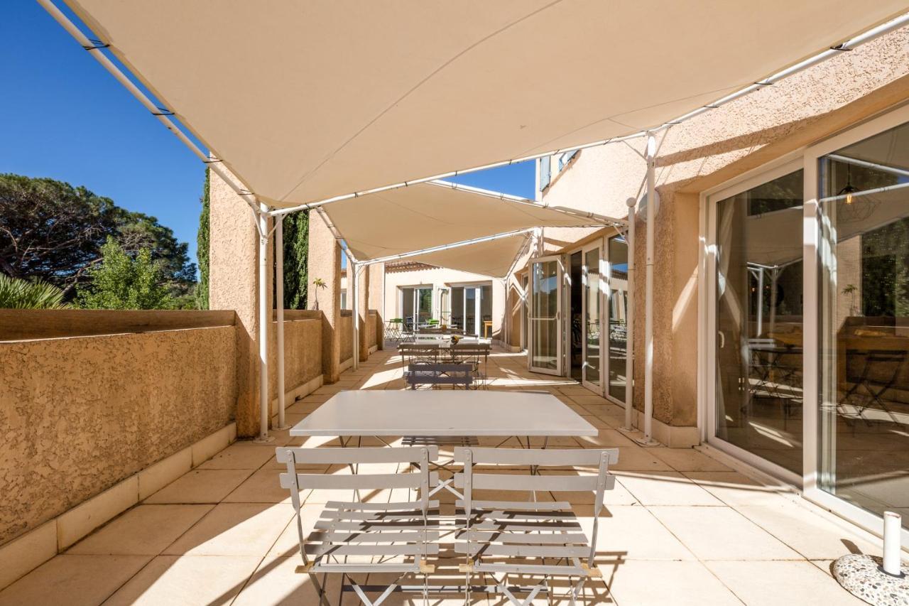 Garden & City Les Bastides De Гримо Экстерьер фото